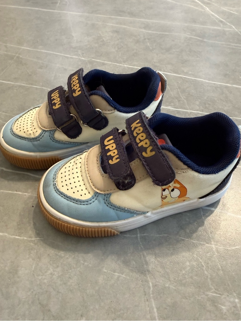 Kids Light Blue & White Bluey Sneakers Sz. 8T